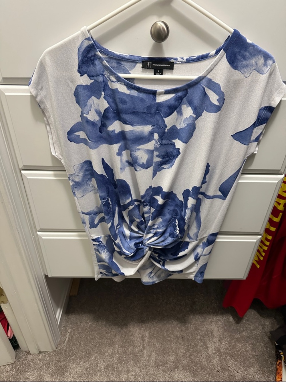 INC White Top with Blue Watercolor Floral Knot